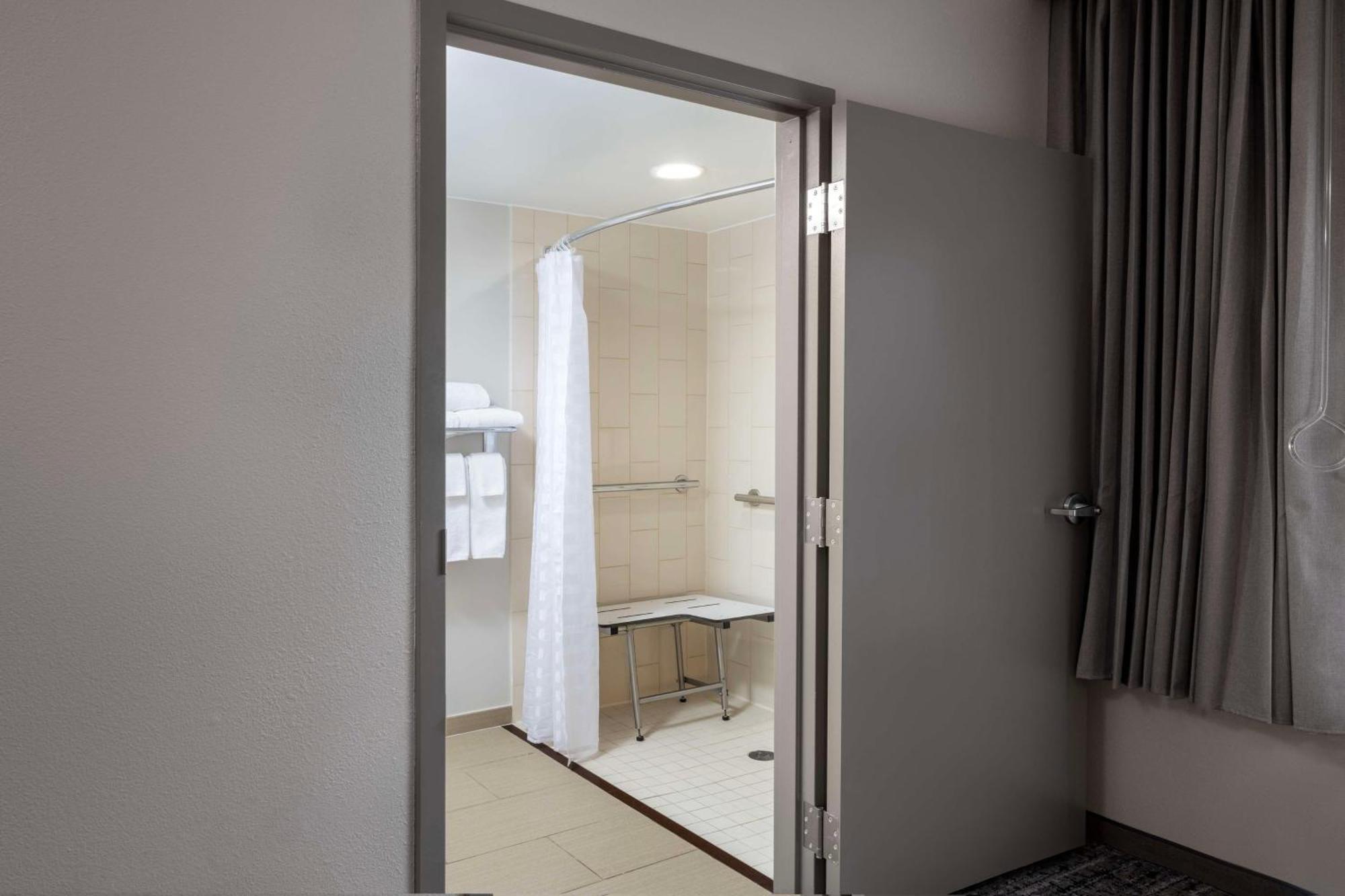 Hyatt Place Chantilly Dulles Airport South Dış mekan fotoğraf