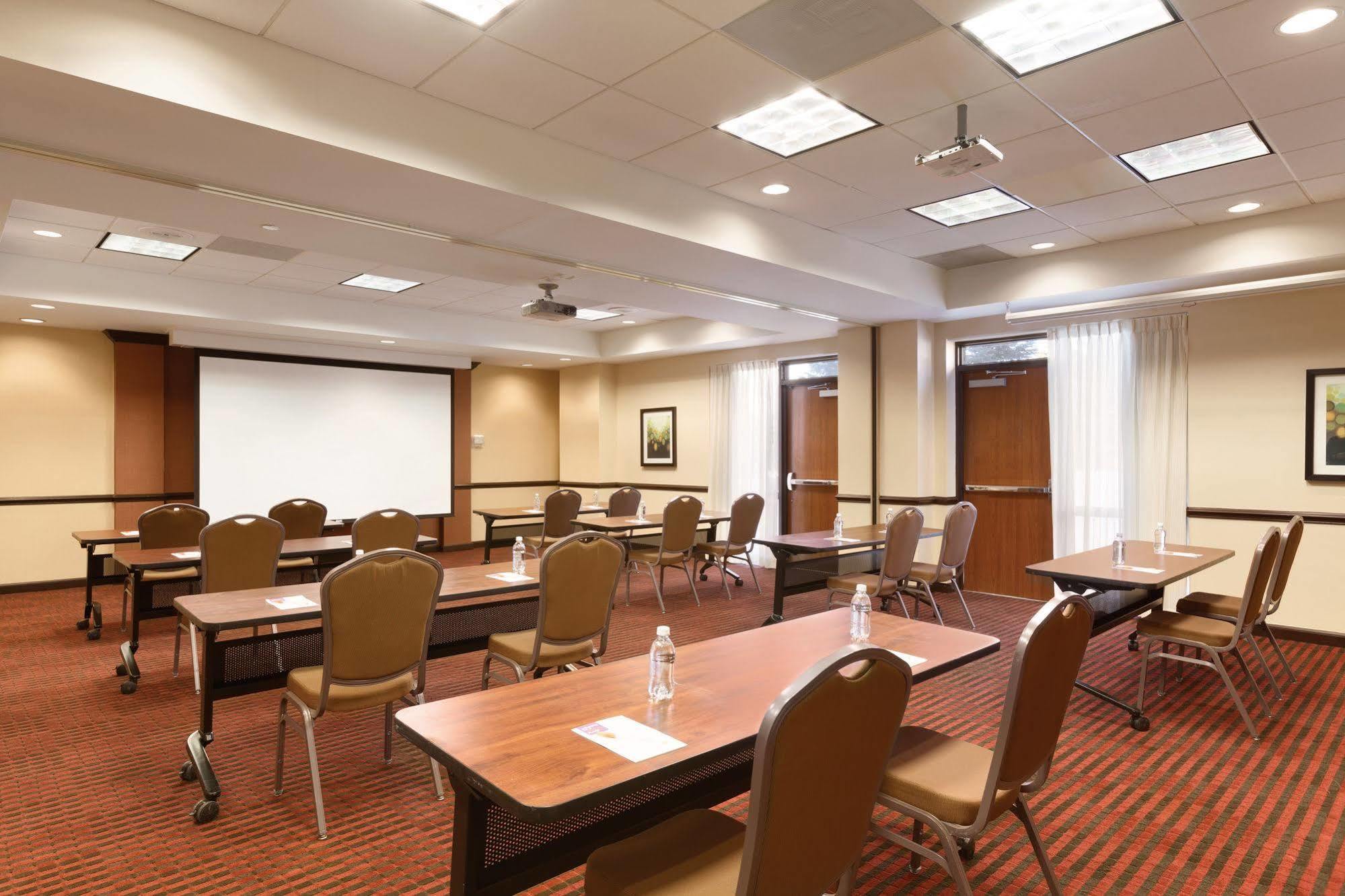 Hyatt Place Chantilly Dulles Airport South Dış mekan fotoğraf